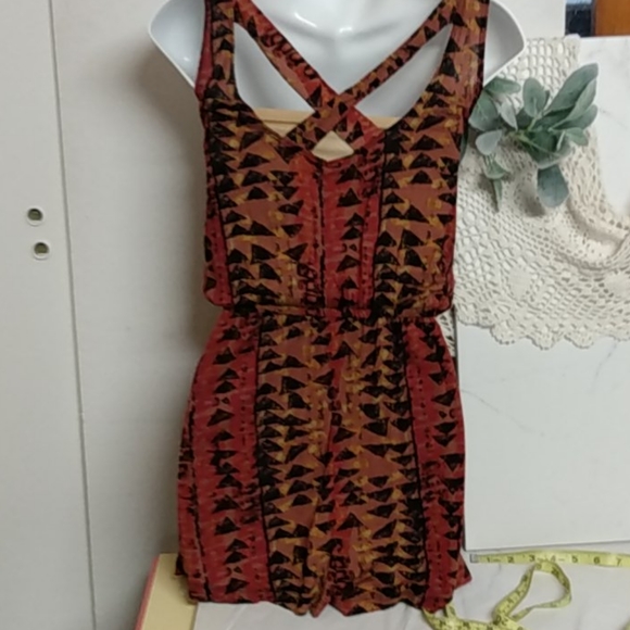 Super Sweet Tank Top Romper NWT - Picture 4 of 13